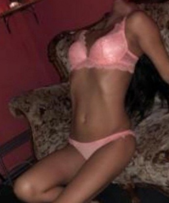 Моя особенность - дарить незабываемые эмоции. 🌟🔞
Я живу в Москве и считаю этот город идеальным местом для наших встреч. Страсть, романтика, нежность - это все и еще больше ты найдешь со мной.
🌸Мои услуги включают классический и расслабляющий массаж, французский минет, глубокий оральный секс, а также разнообразие поз и экспериментов в постели.
💖Моя фотография гарантирует, что ты получишь то, что видишь на снимке – без фотошопа и обмана. Мое главное преимущество – я настоящая и люблю то, что делаю.
💋Не веришь? Посмотри отзывы о моих услугах. Будь уверен, что я сделаю все возможное, чтобы твое время со мной было незабываемым.
💌 Давай договоримся о нашей встрече просто и быстро! Отправь мне сообщение, и я буду ждать тебя в уютной атмосфере Москвы. Вероника